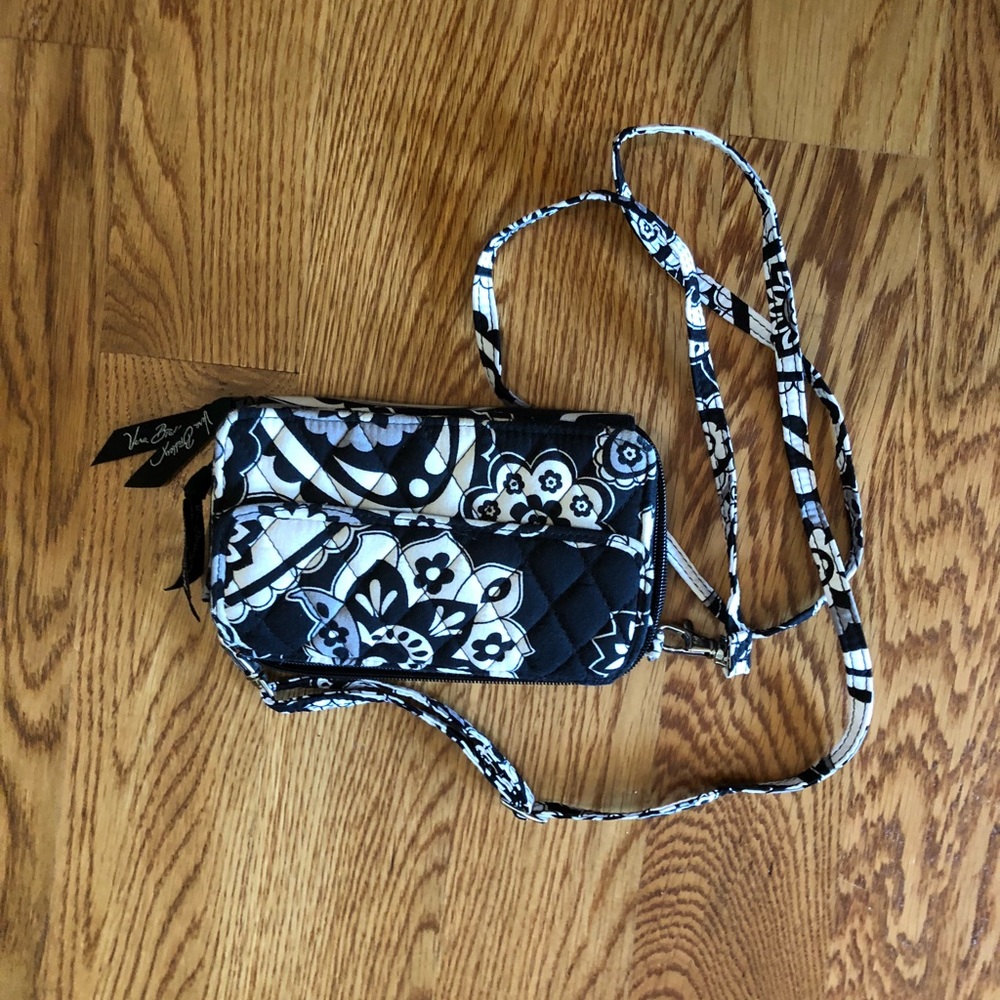 Vera Bradley All in One crossbody midnight Paisley